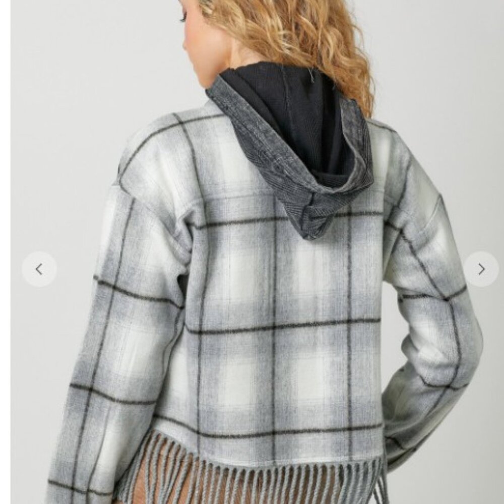 Fringe Hem Plaid "Shacket" NWT - Picture 10 of 11